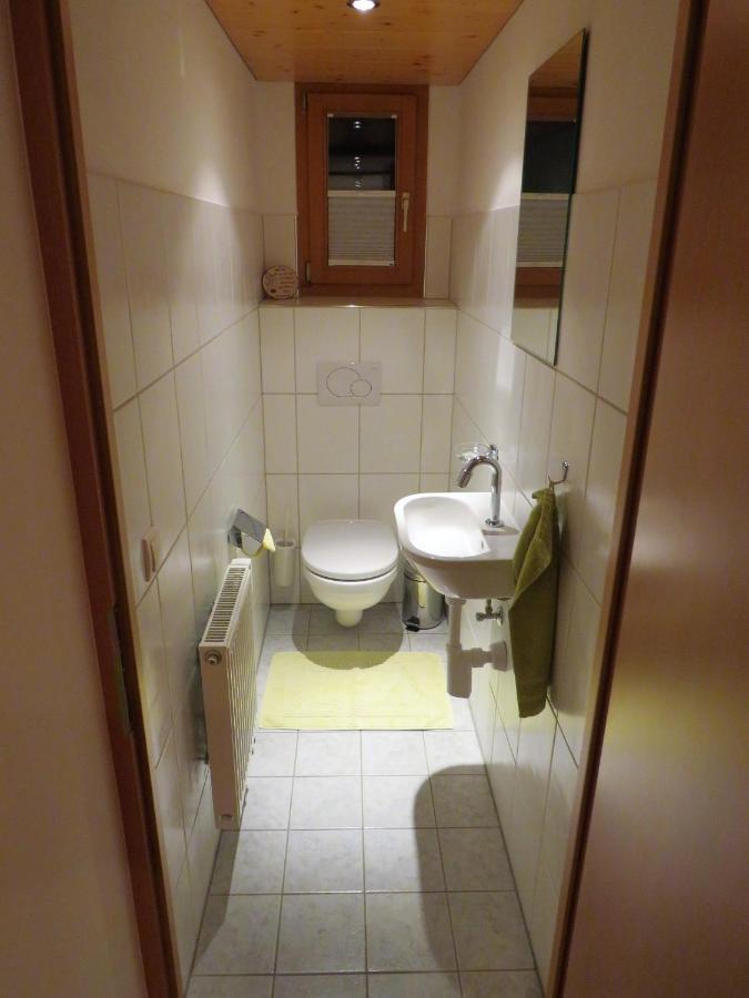 Haus Hubertus - Gaestehaus Sahler Partenen Buitenkant foto